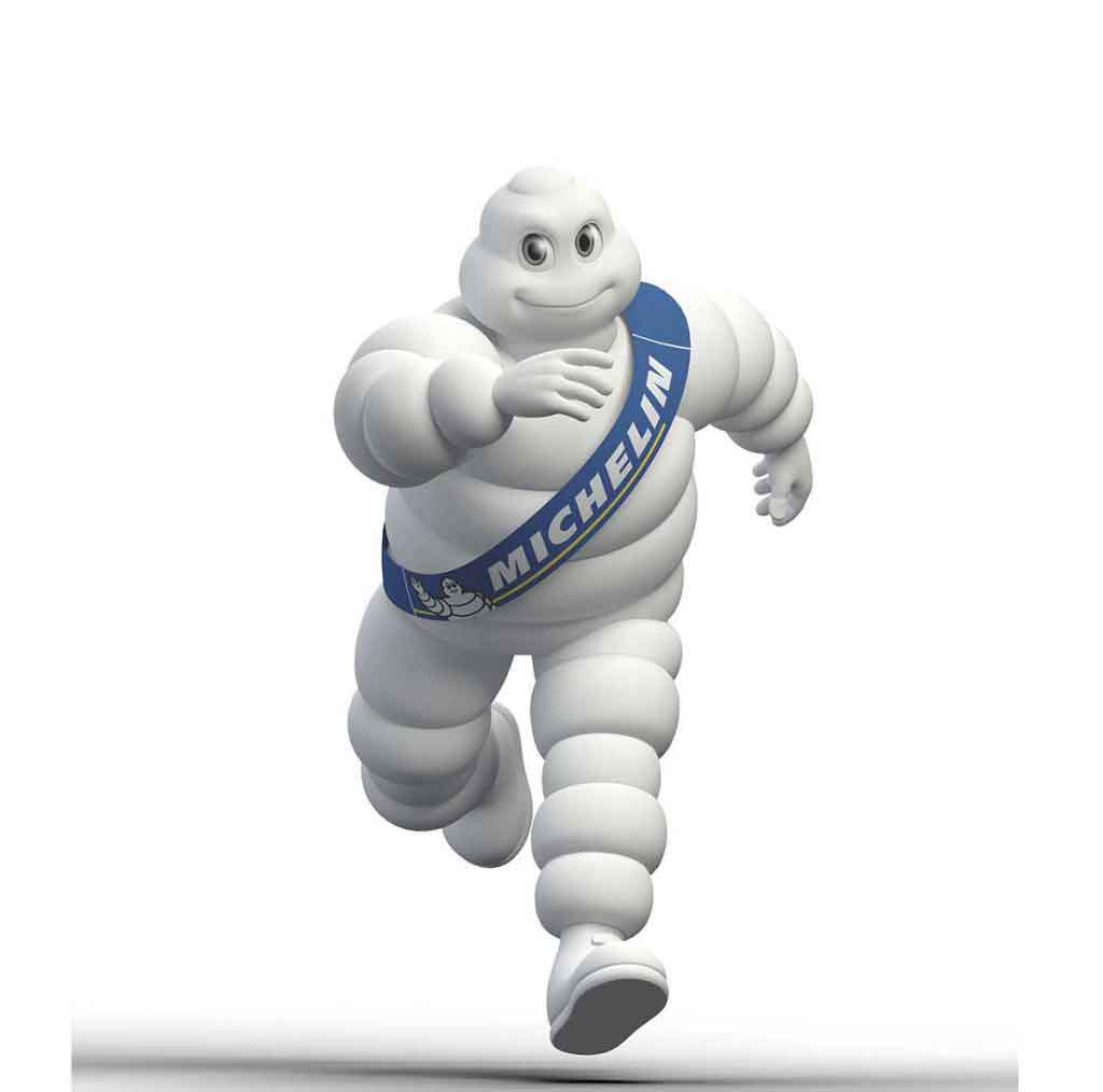 Nato per caso, celebre per forza: l'Omino Michelin compie 120 anni