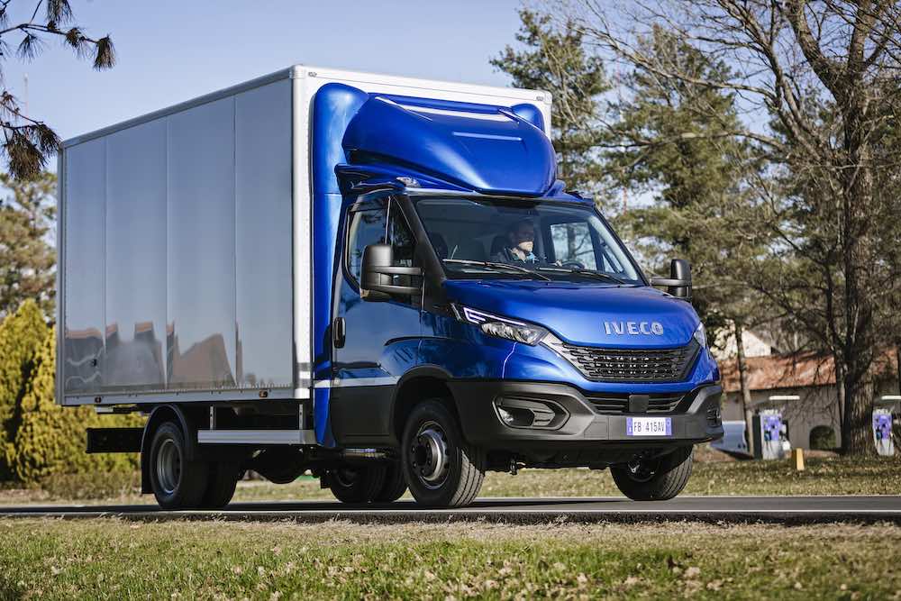 IVECO_NewDaily_CabBox-2019