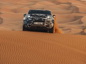 Defender-Jaguar-Land-Rover-02-2019